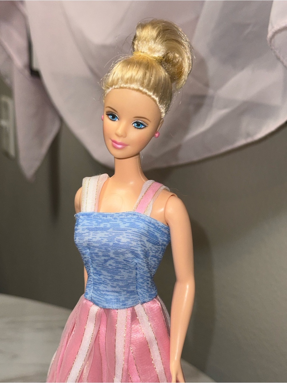 Barbie Mattel blond bun blue eyes blue pink dress and butterfly heels